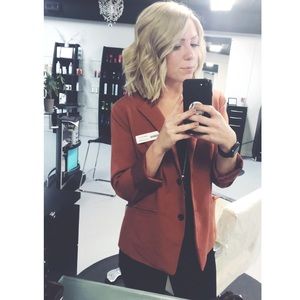 Meet your Posher, Macayla